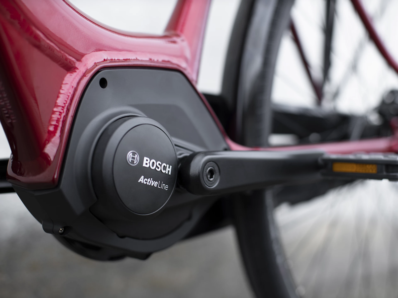 Trek District+ 4 400wh Lowstep Electric Hybrid  Bike 2022 in Red-10